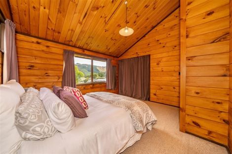 Photo of property in 13a Terminus Street, Silverstream, Upper Hutt, 5019