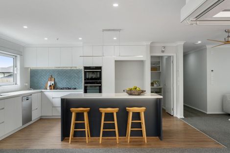 Photo of property in 8 Porokaiwhiri Street, Crofton Downs, Wellington, 6035