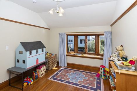 Photo of property in 39 Holly Road, St Albans, Christchurch, 8014