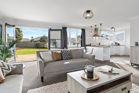 Photo of property in 336 Waterloo Road, Islington, Christchurch, 8042