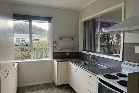 Photo of property in 28 Kings Drive, Levin, 5510