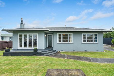 Photo of property in 16 Leeds Street, Milson, Palmerston North, 4414