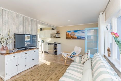 Photo of property in 3/682 Waitarere Beach Road, Waitarere Beach, Levin, 5510