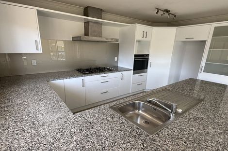 Photo of property in 10 Amapur Place, Flat Bush, Auckland, 2019
