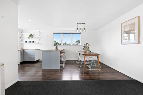 Photo of property in 47 Montgomery Crescent, Bader, Hamilton, 3206