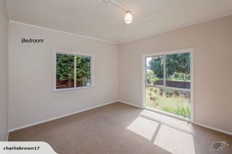 Photo of property in 10 Mahoe Street, Otaki Beach, Otaki, 5512