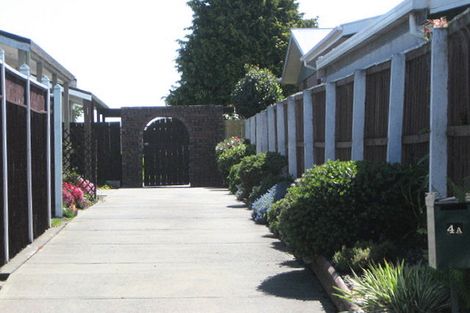 Photo of property in 2/4 Tracy Place, Redwood, Christchurch, 8051