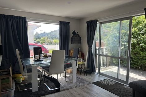 Photo of property in 53 Wairau Road, Picton, 7220