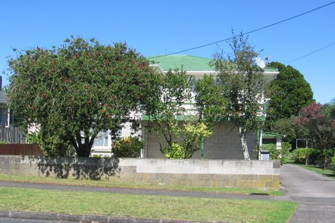 Photo of property in 18 Brains Road, Kelston, Auckland, 0602