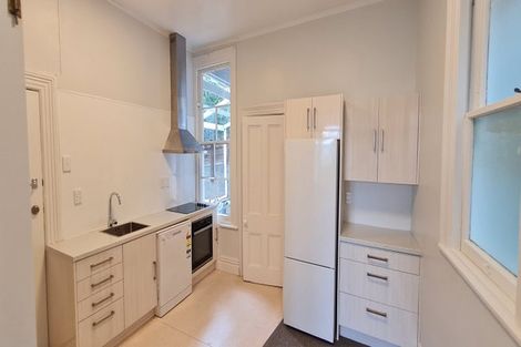 Photo of property in 9 Lipman Street, Mount Victoria, Wellington, 6011