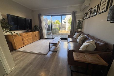 Photo of property in 21 Kerewhenua Crescent, Hobsonville, Auckland, 0616