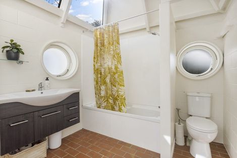 Photo of property in 2 Marnane Terrace, St Andrews, Hamilton, 3200