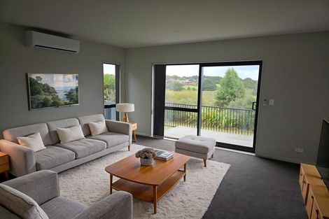 Photo of property in 30 Matawhanga Drive, Wattle Downs, Auckland, 2103