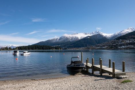 Photo of property in 47 Oregon Drive, Kelvin Heights, Queenstown, 9300