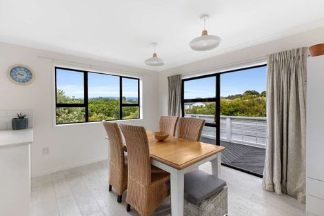 Photo of property in 12 Ash Place, Whalers Gate, New Plymouth, 4310