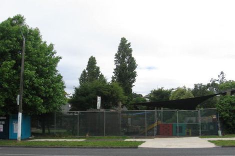 Photo of property in 107 Reeves Road, Pakuranga Heights, Auckland, 2010