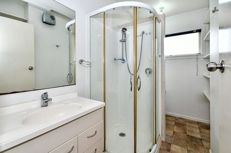 Photo of property in 27 Royston Street, Rosehill, Papakura, 2113