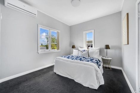 Photo of property in 1/30 Hillcrest Road, Papatoetoe, Auckland, 2025