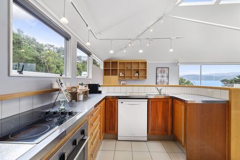 Photo of property in 90b Awa Road, Seatoun, Wellington, 6022