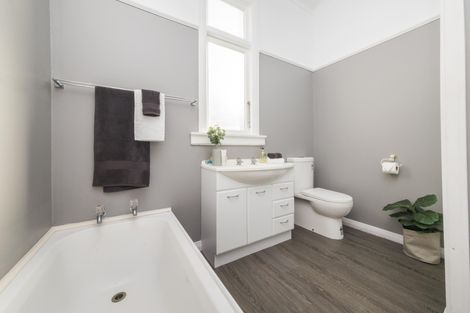 Photo of property in 849 Main Street, Roslyn, Palmerston North, 4414