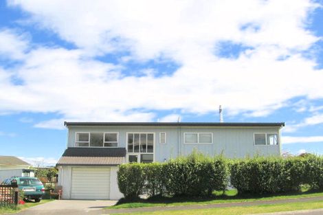 Photo of property in 2/4 Mccauley Grove, Hilltop, Taupo, 3330