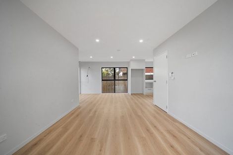 Photo of property in 25 Crawford Avenue, Mangere Bridge, Auckland, 2022