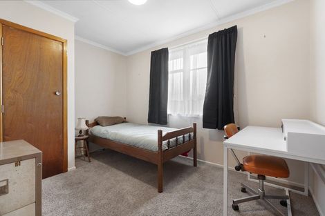 Photo of property in 9 Ellesmere Crescent, Highbury, Palmerston North, 4412