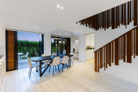 Photo of property in 11 Tuatini Place, Long Bay, Auckland, 0630