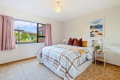Photo of property in 34 Norfolk Crescent, Otaki Beach, Otaki, 5512