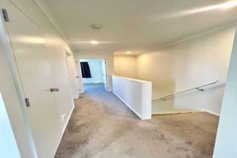 Photo of property in 32 Bellbird Street, Papakura, 2110