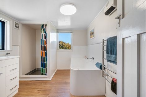 Photo of property in 38 Atkinson Road, Hurworth, New Plymouth, 4371