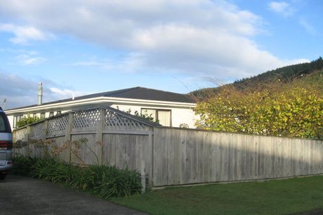 Photo of property in 7 Forglen Place, Tawa, Wellington, 5028