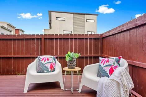 Photo of property in 20/5 Perekia Street, Albany, Auckland, 0632