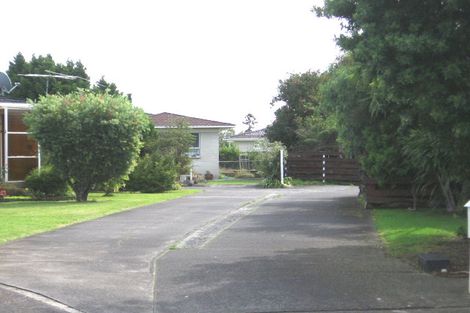 Photo of property in 2/38 Blacklock Avenue, Henderson, Auckland, 0612