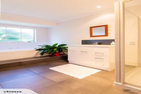 Photo of property in 35 Palm Beach Boulevard, Papamoa Beach, Papamoa, 3118