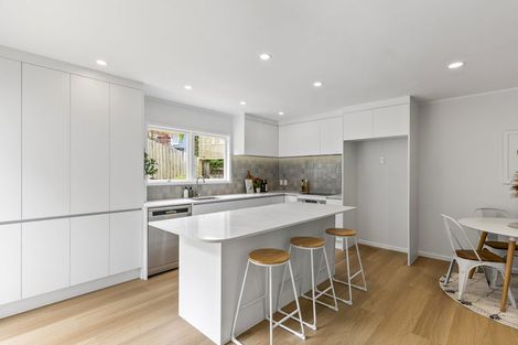 Photo of property in 36 Beaudine Avenue, Glenfield, Auckland, 0629