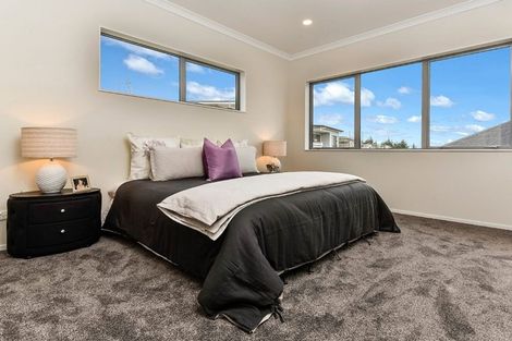 Photo of property in 9 Hariata Street, Otaki, 5512