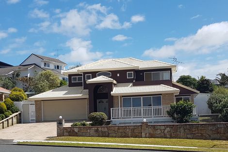 Photo of property in 47 Lagoon Way, West Harbour, Auckland, 0618