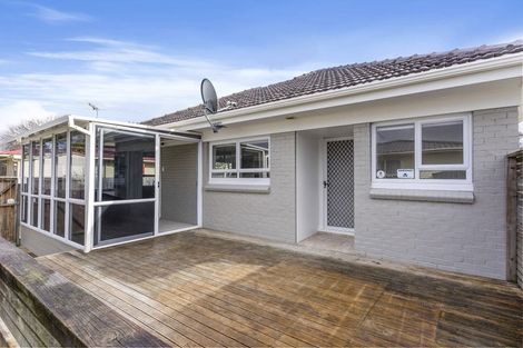 Photo of property in 32 Landon Avenue, Mangere East, Auckland, 2024