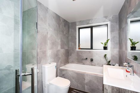 Photo of property in 15 Lusitano Drive, Karaka, Papakura, 2113