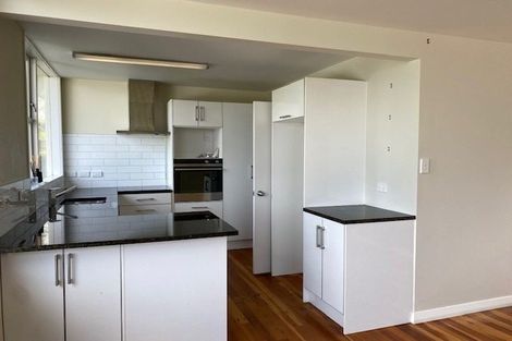 Photo of property in 33a Sugarloaf Road, Brooklyn, Wellington, 6021