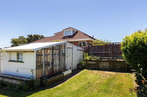 Photo of property in 8 Raniera Street, Glen Avon, New Plymouth, 4312