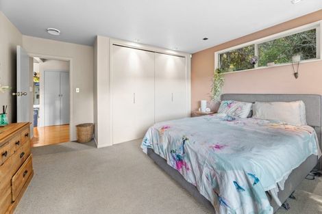 Photo of property in 14 Opou Road, Titirangi, Auckland, 0604