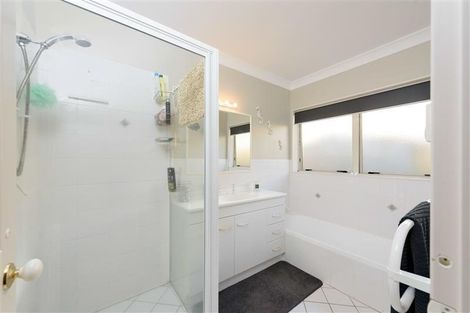 Photo of property in 66 Stableford Drive, Pyes Pa, Tauranga, 3112