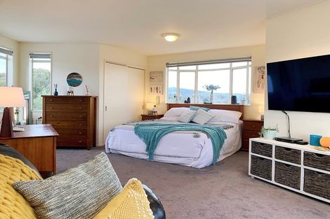 Photo of property in 15 Woodford Heights, Havelock North, 4130