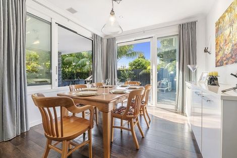 Photo of property in 76a Ladies Mile, Manly, Whangaparaoa, 0930