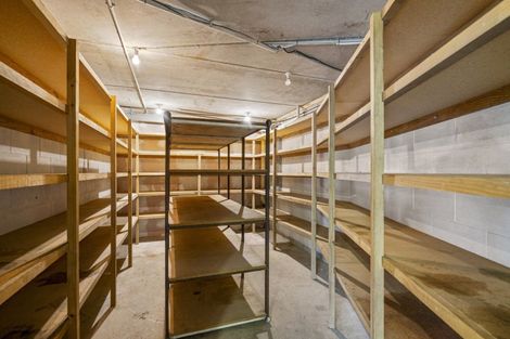 Photo of property in 29 Omokoroa Road, Omokoroa, 3114