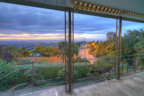 Photo of property in 193 Dyers Pass Road, Cashmere, Christchurch, 8022