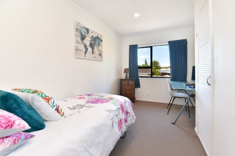 Photo of property in 360a Whangaparaoa Road, Stanmore Bay, Whangaparaoa, 0932