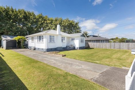 Photo of property in 13 Jenks Street, Foxton, 4814